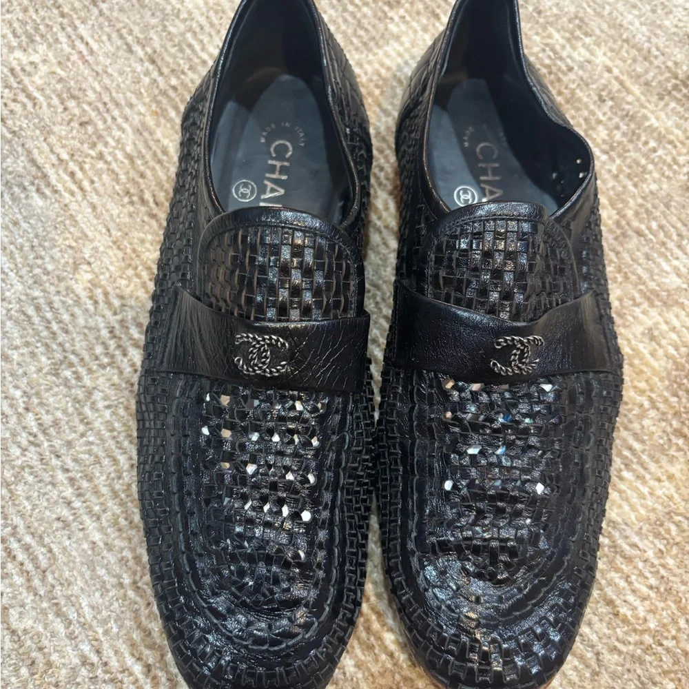 Chanel Black Loafers for Women size 38 1/2 - Picture 2 of 8